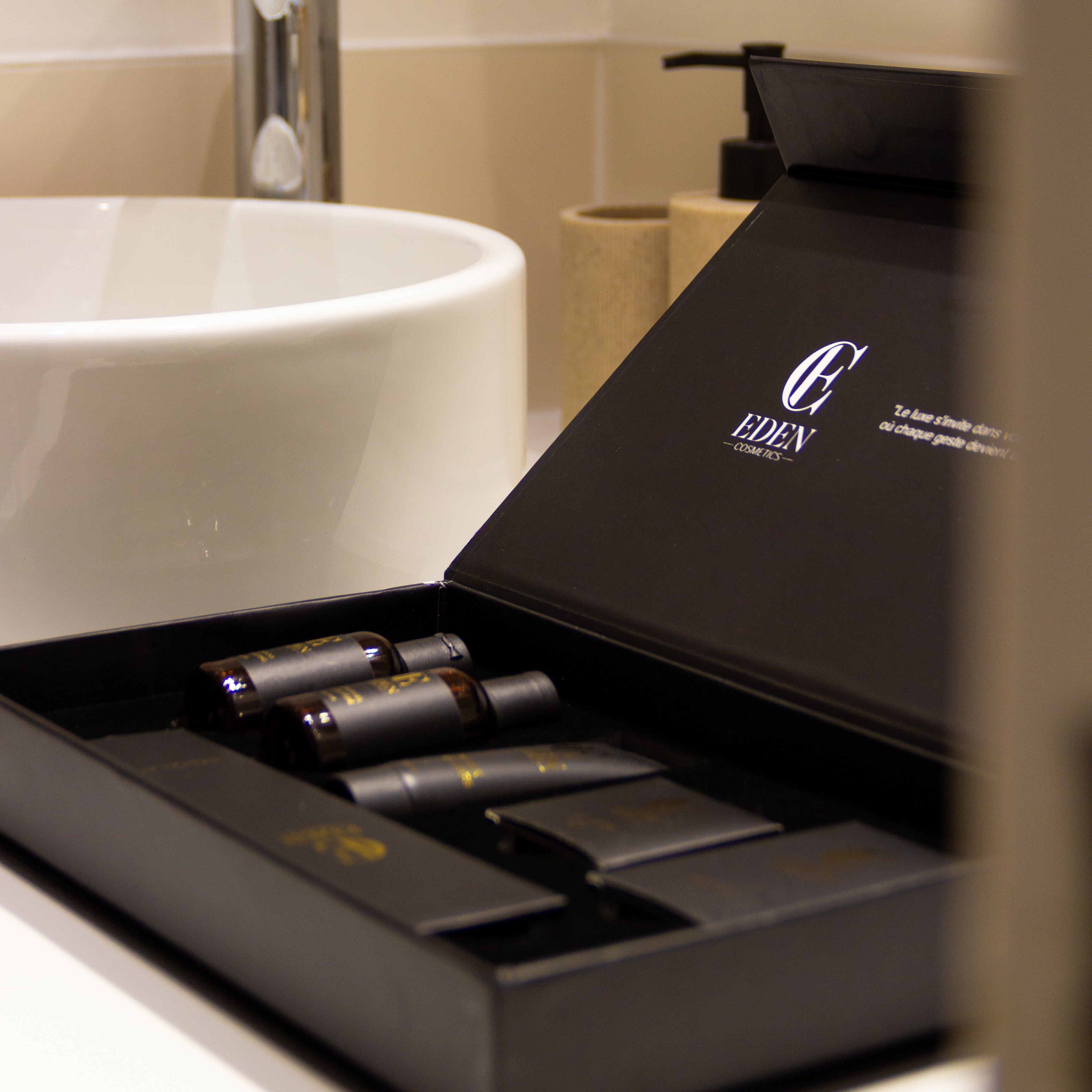Kit d'accueil salle de bain premium - Carton de 10